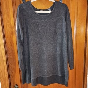 Tahari Gray Top